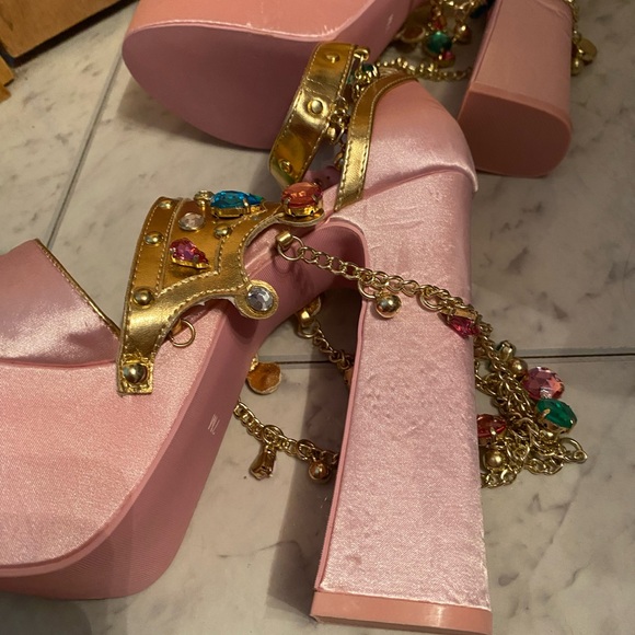 Dolls Kill Crowned Charmer Princess Jewel Heels - brand new - Picture 16 of 16